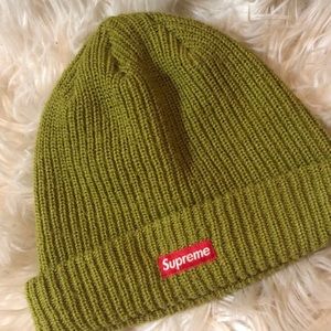 Supreme hat 100% authentic